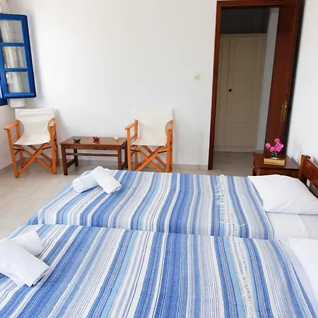 Thalassitis Coastal Apartments Perivolos  Exterior photo