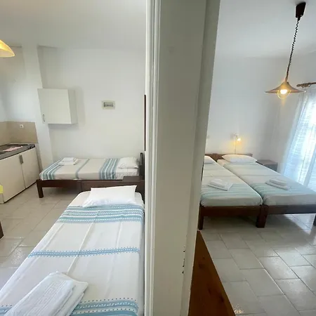 Thalassitis Coastal Apartments Perivolos  Exterior photo