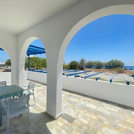 Thalassitis Coastal Apartments Perivolos  Exterior photo