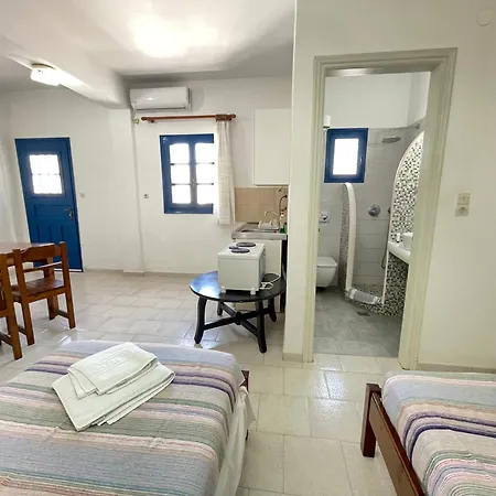 Thalassitis Coastal Apartments Perivolos  Exterior photo